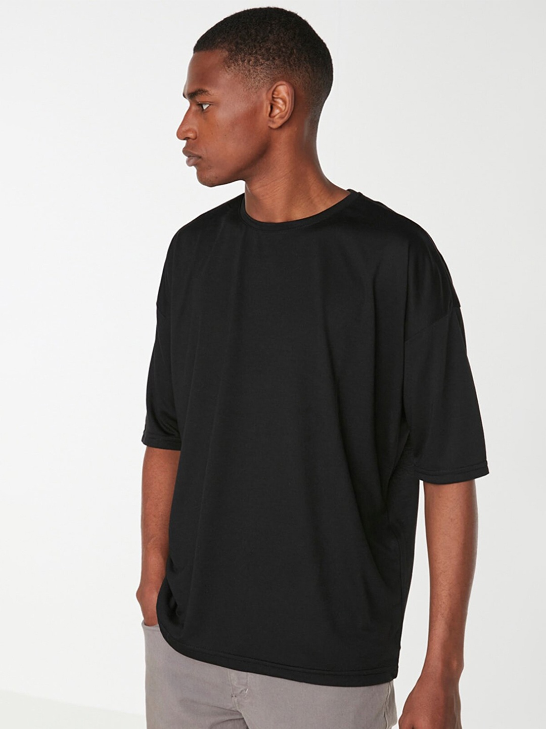 

Trendyol Men Black Solid T-shirt