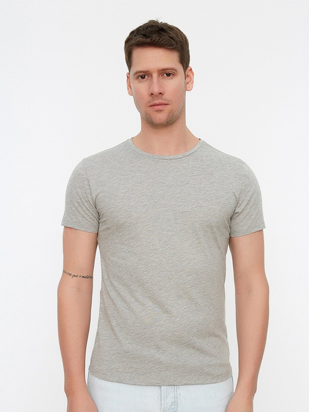 

Trendyol Men Grey Solid Pure Cotton T-shirt