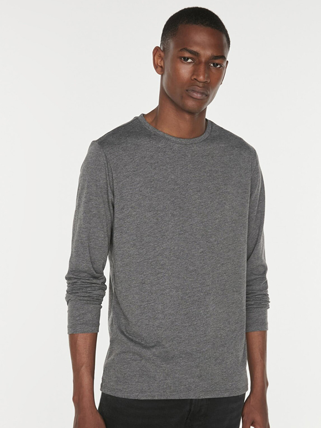 

Trendyol Men Pack of 2 Charcoal Solid Cotton T-shirt