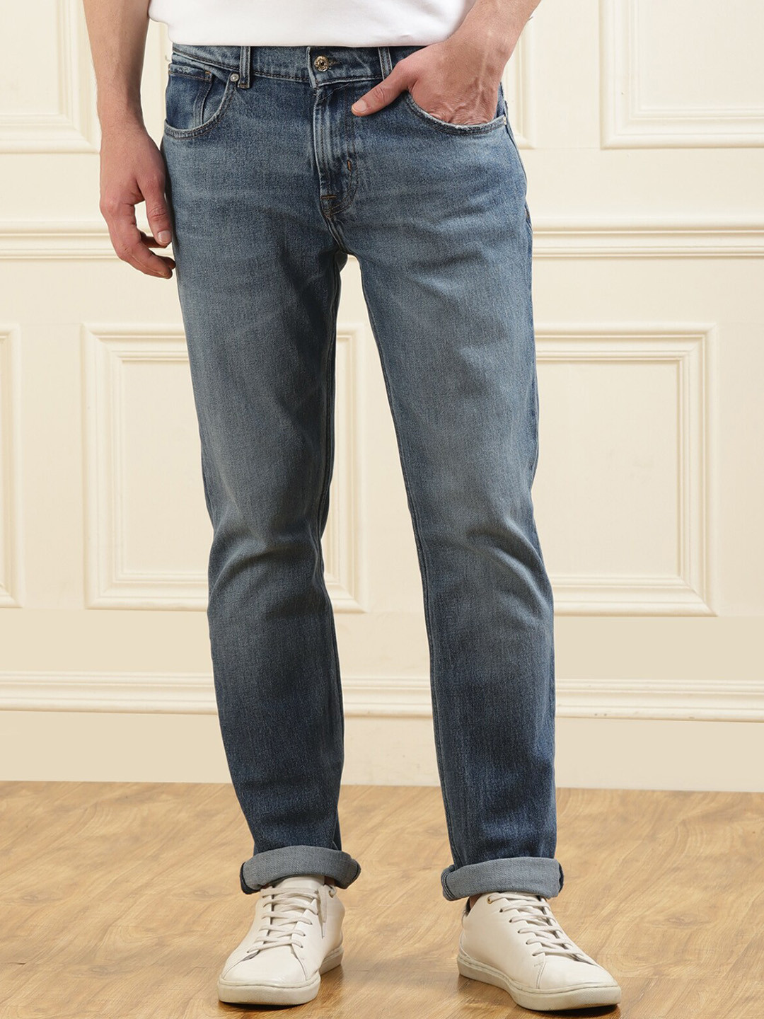 

7 For All Mankind Men Blue Mildly Distressed Heavy Fade Jeans