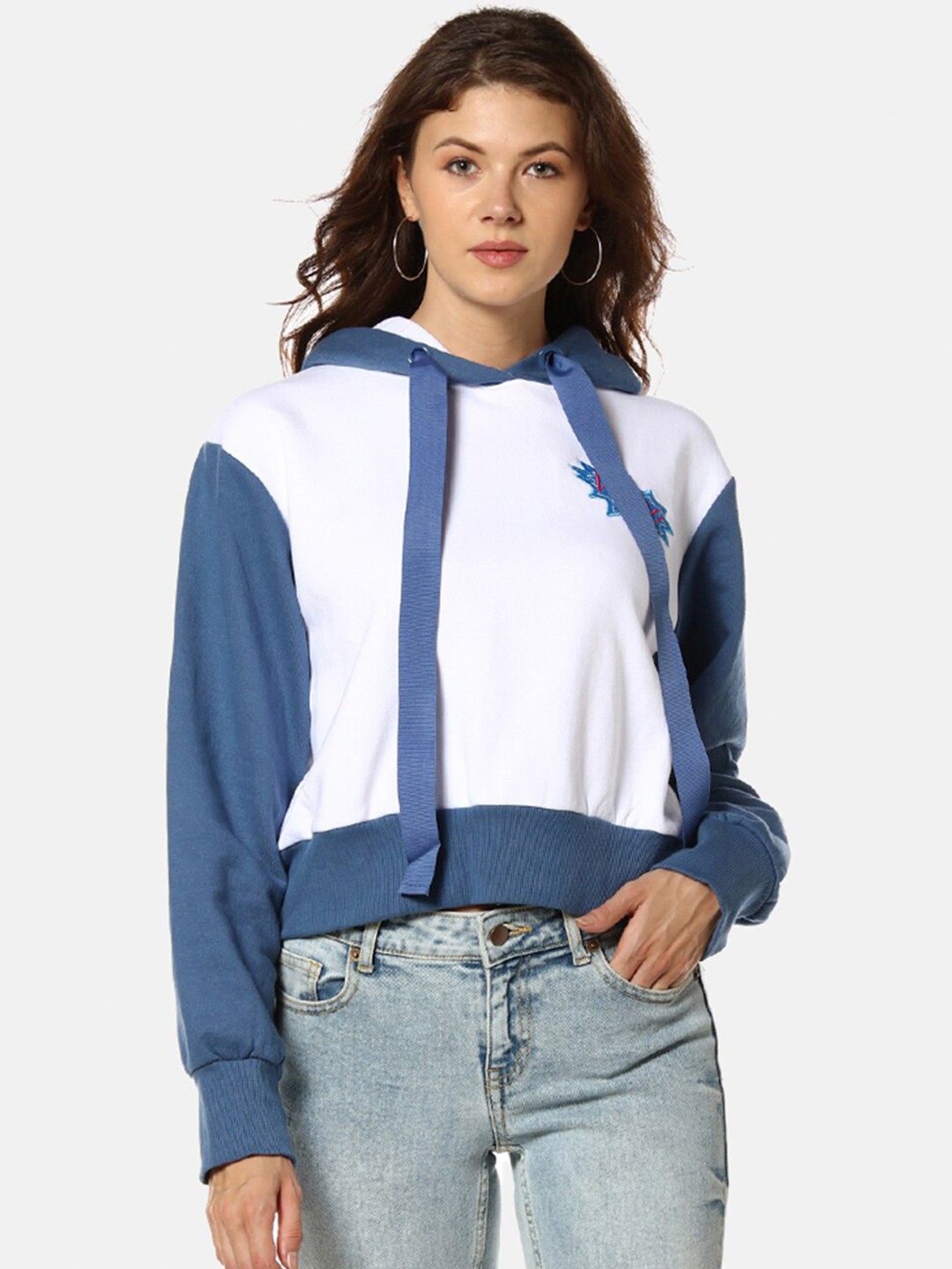 

Campus Sutra Women White Colourblocked Hooded Sweatshirt