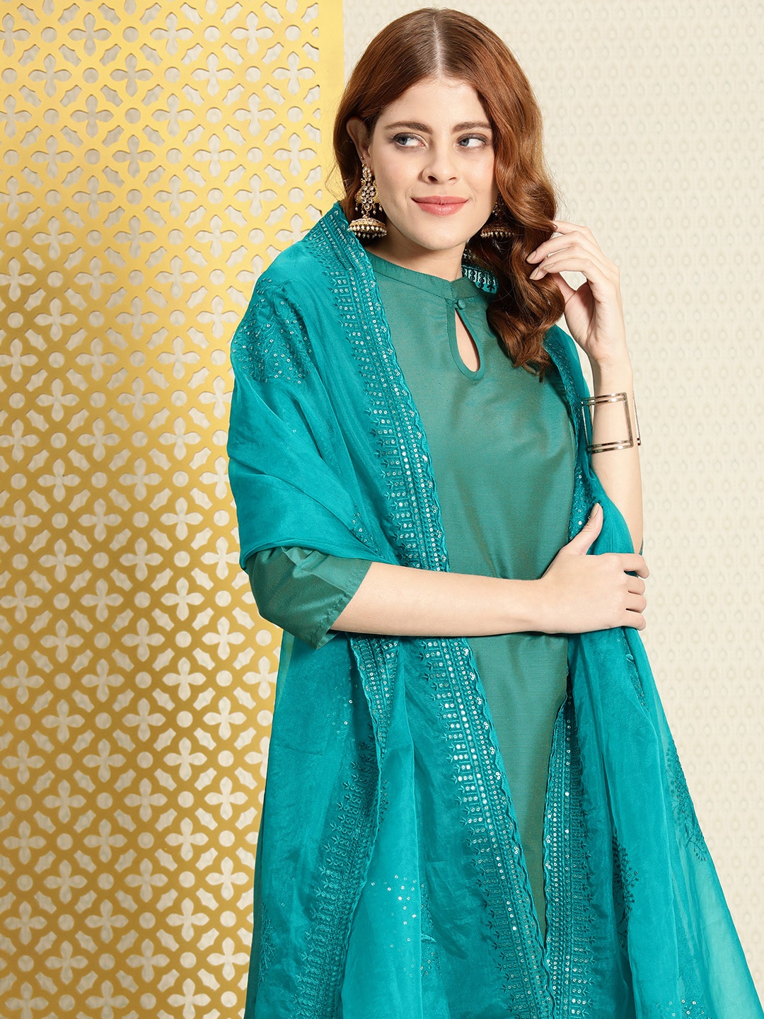 

House of Pataudi Women Teal Green Solid Jashn Kurta with Trousers & Dupatta