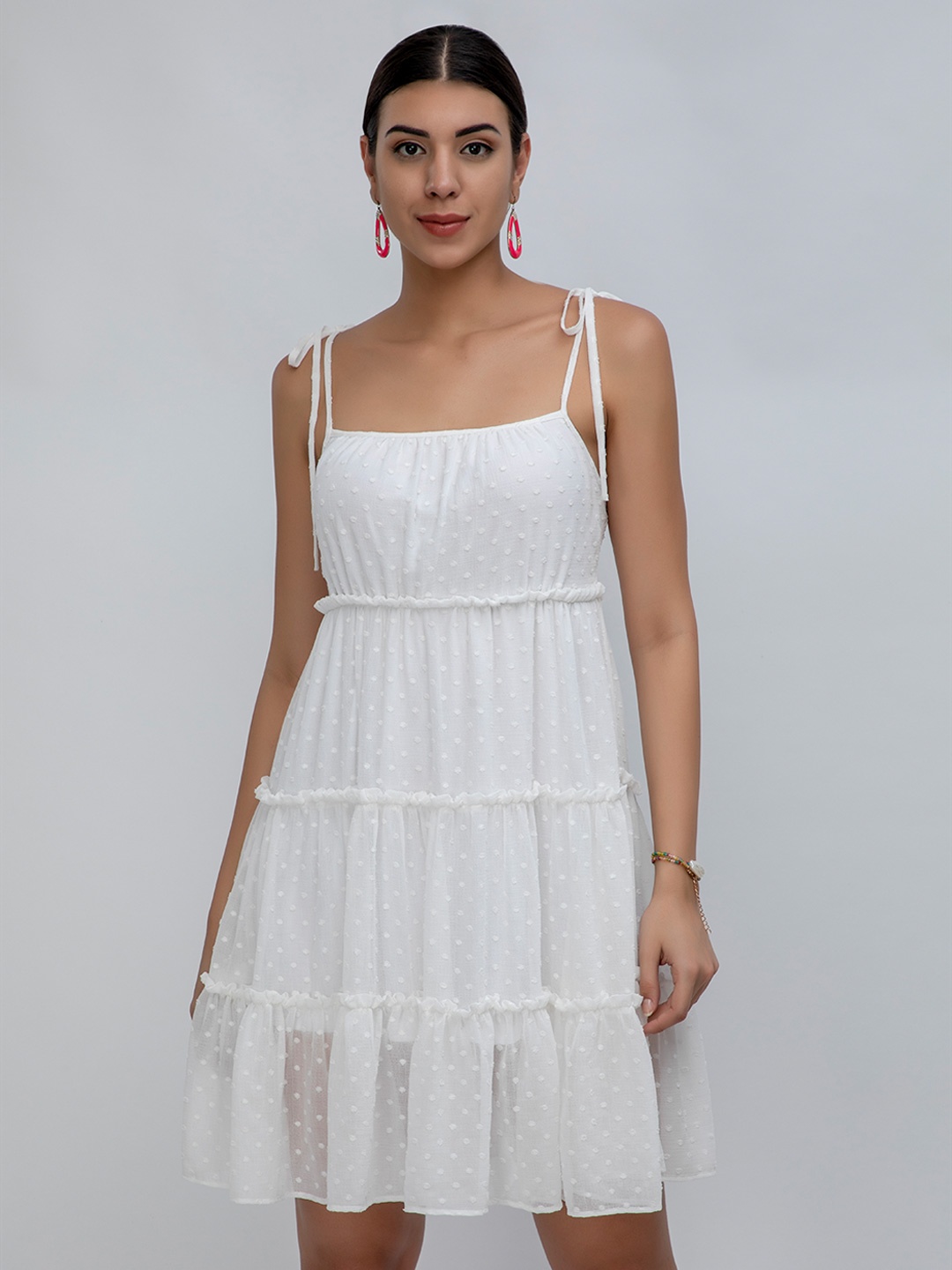 

Athah White Tie-Up Neck Empire Dress