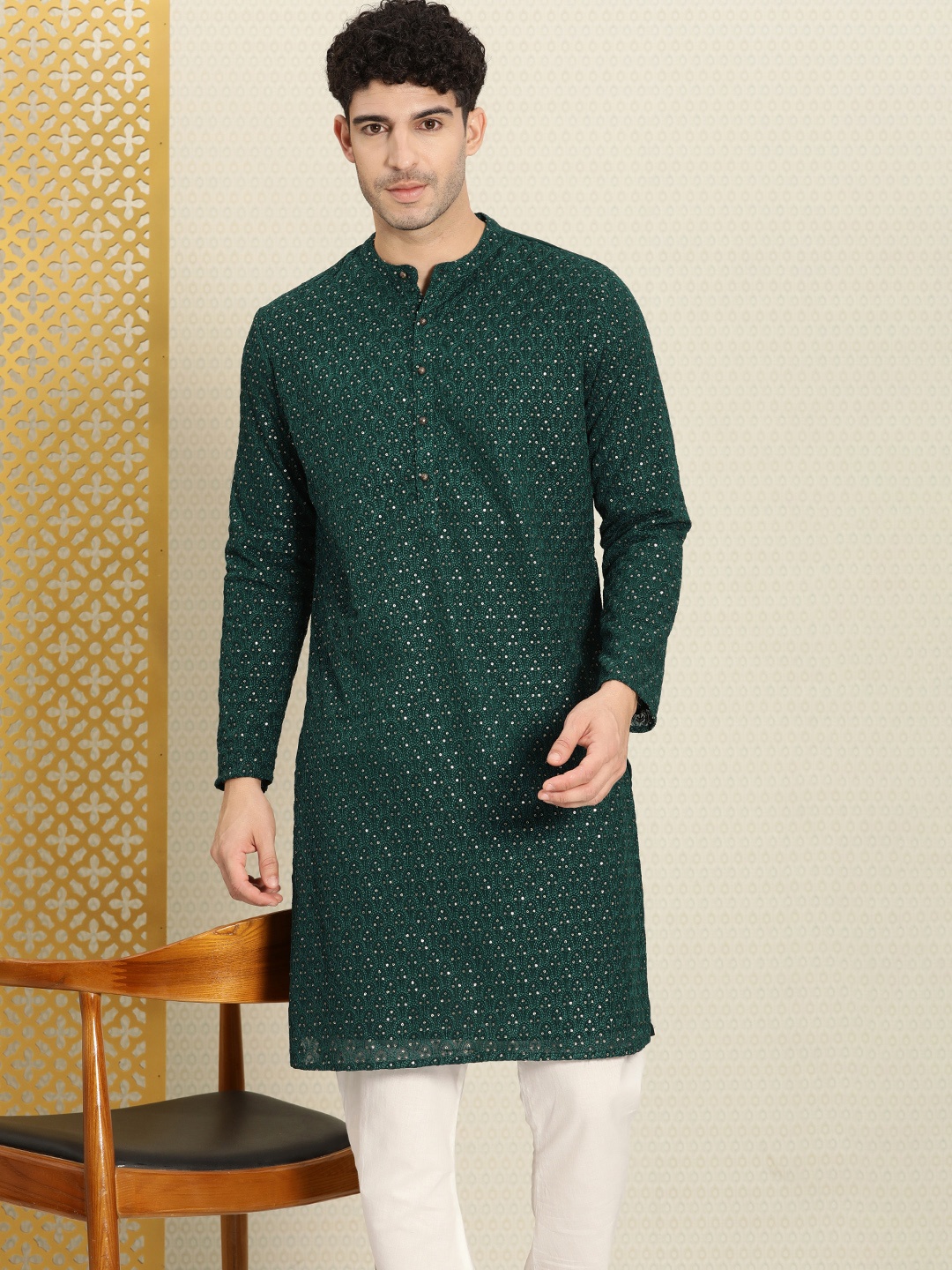 

House of Pataudi Men Embroidered Regular Sequinned Rozana Kurta with Churidar, Green