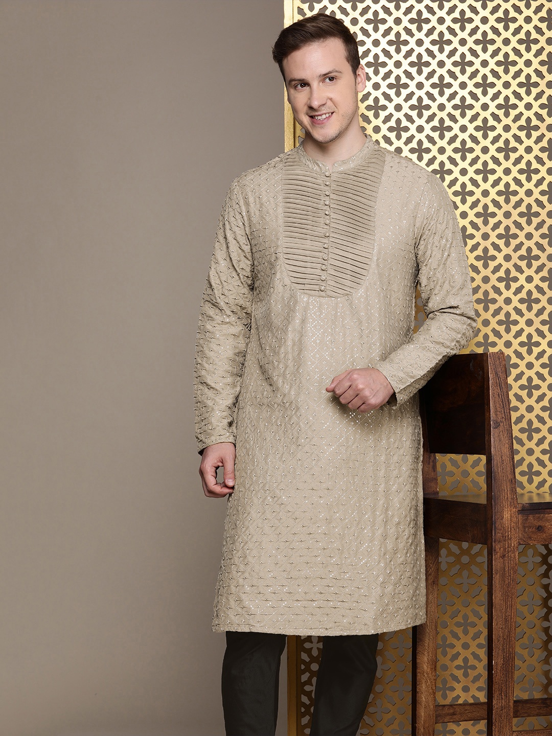 

House of Pataudi Men Ethnic Motifs Embroidered Regular Rozana Kurta with Pyjamas, Grey