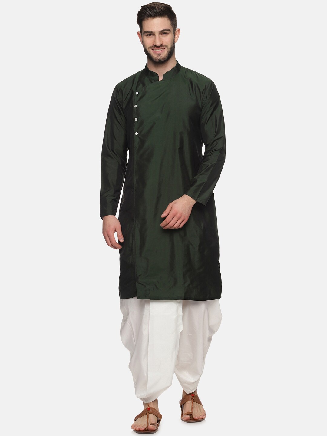 

Sethukrishna Men Green Angrakha Kurta with Dhoti Pants