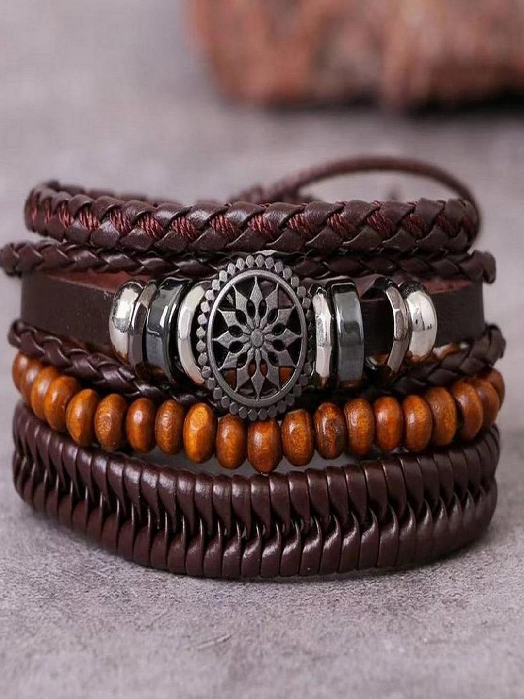 

UNIVERSITY TRENDZ Unisex 4 Brown Leather Multistrand Bracelet