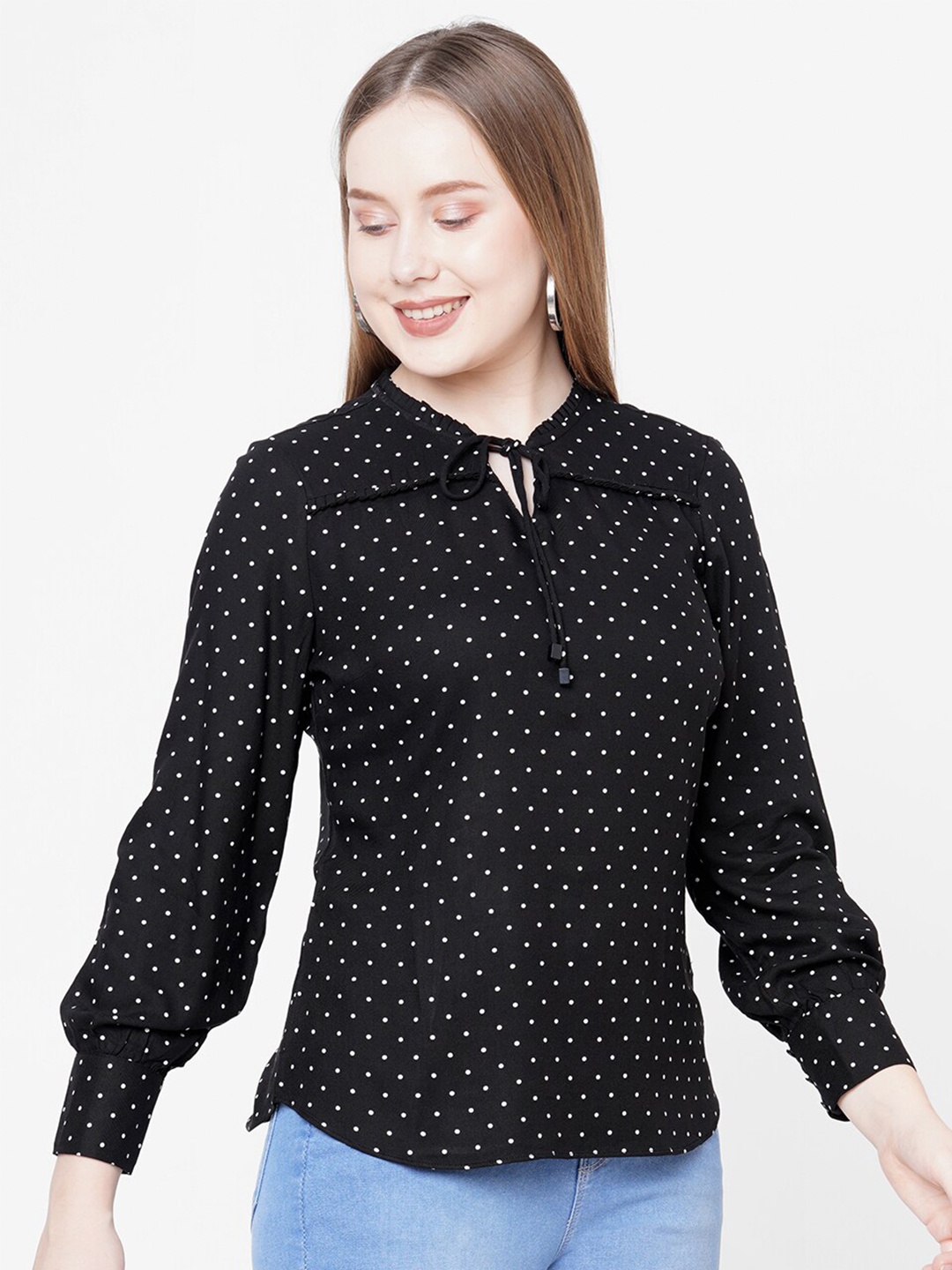 

Kraus Jeans Black Print Tie-Up Neck Top