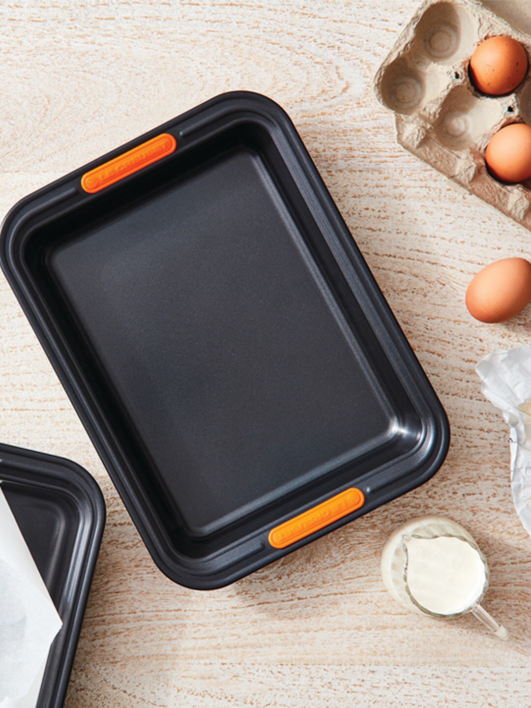 

LE CREUSET Set Of 2 Black Solid Stainless Steel Baking Tray