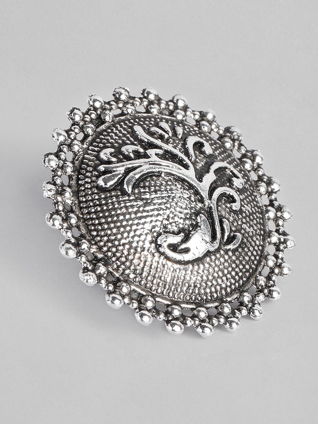 Kord Store Silver-Toned Oxidized Round Finger Ring