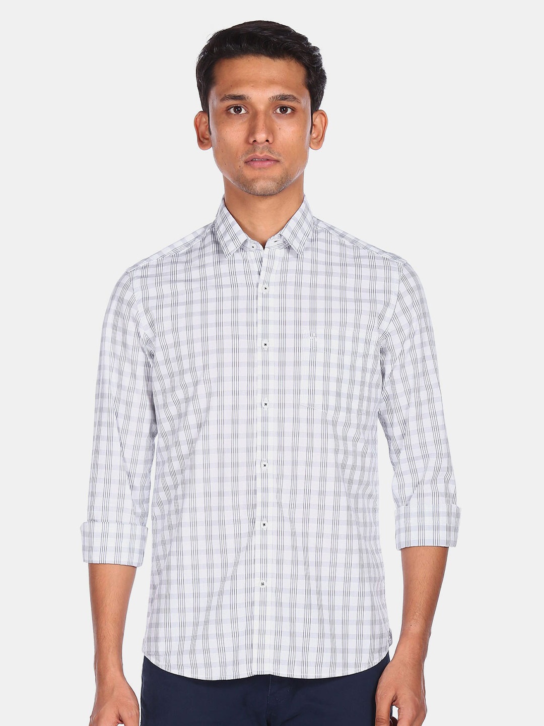 

Arrow Sport Men Grey Checked Casual Shirt