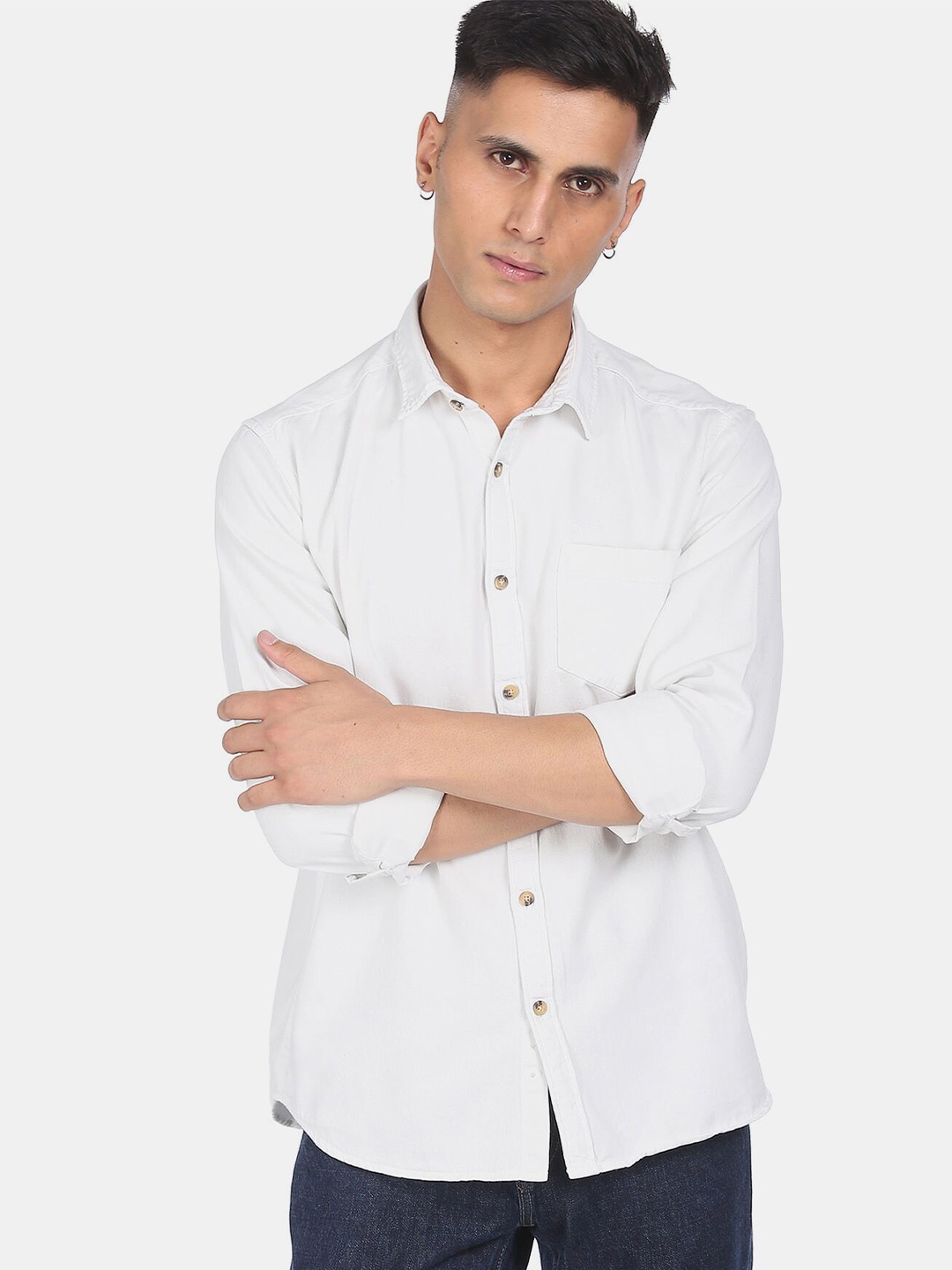 

Flying Machine Men White Solid Casual Shirt