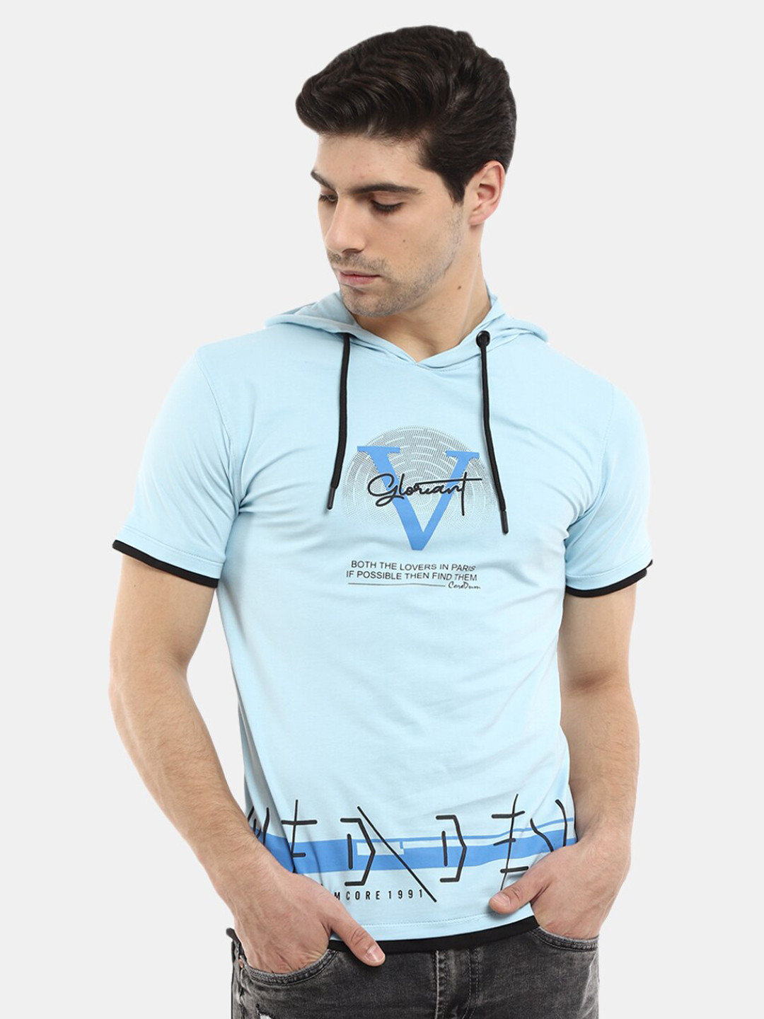 

V-Mart Men Blue & Black Typography Printed Slim Fit T-shirt