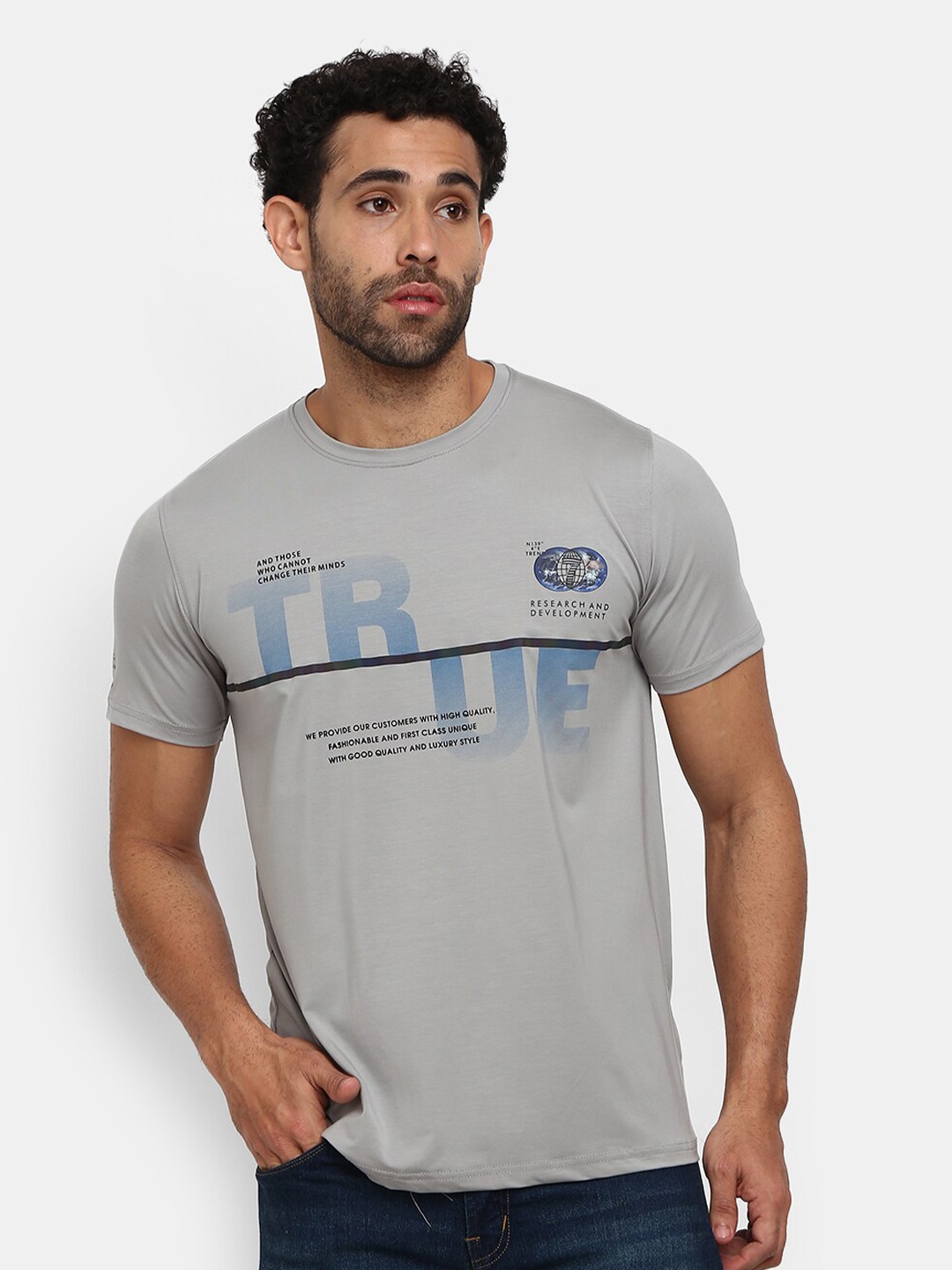 

V-Mart Men Grey Typography Printed Slim Fit T-shirt
