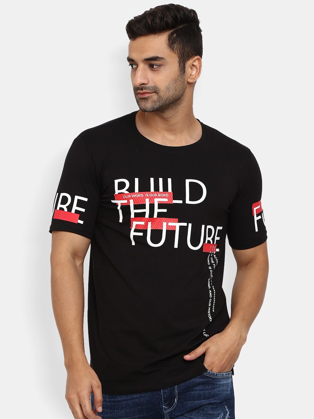 

V-Mart Men Black Typography Printed T-shirt