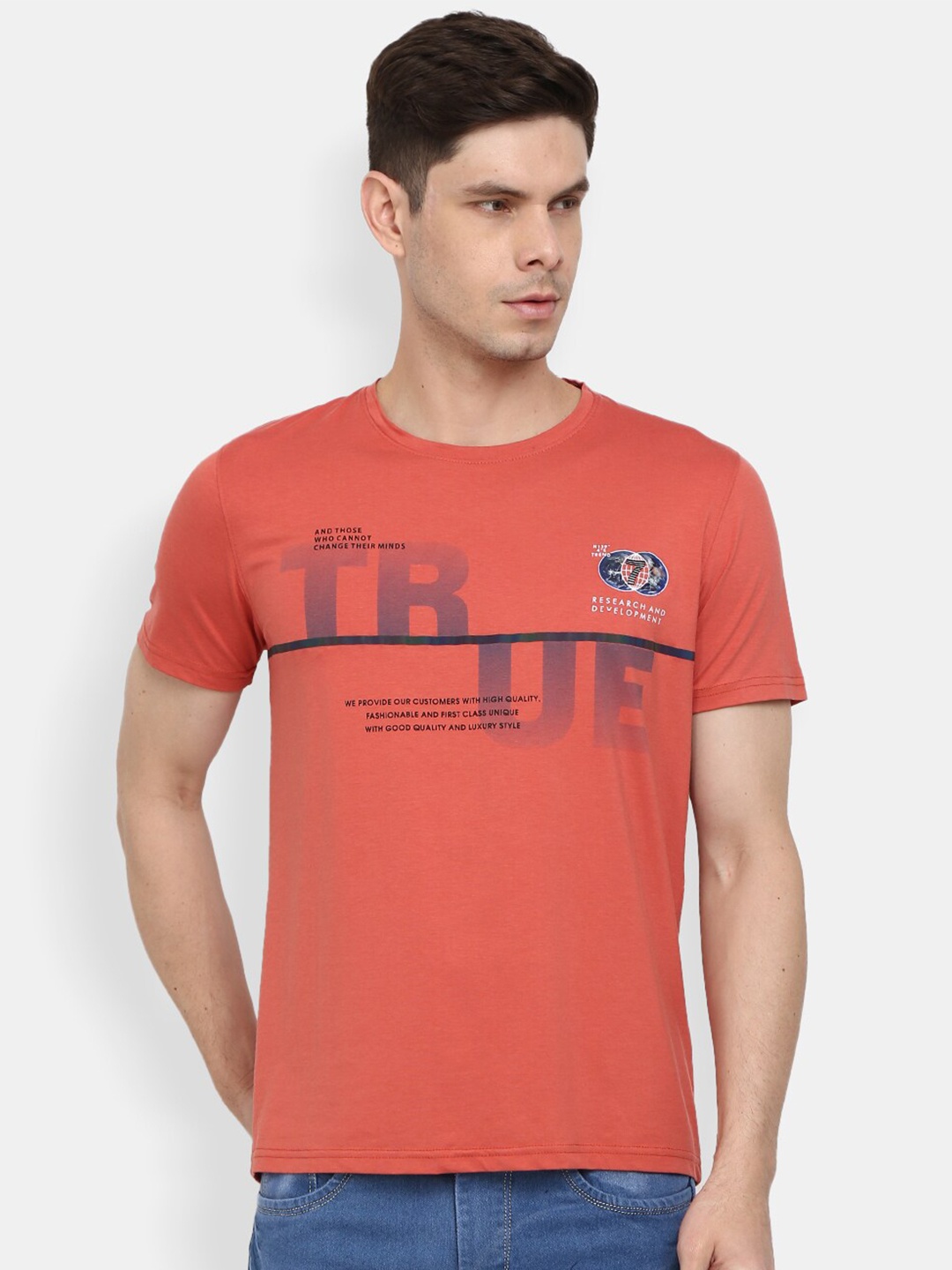 

V-Mart Men Rust Printed Slim Fit T-shirt