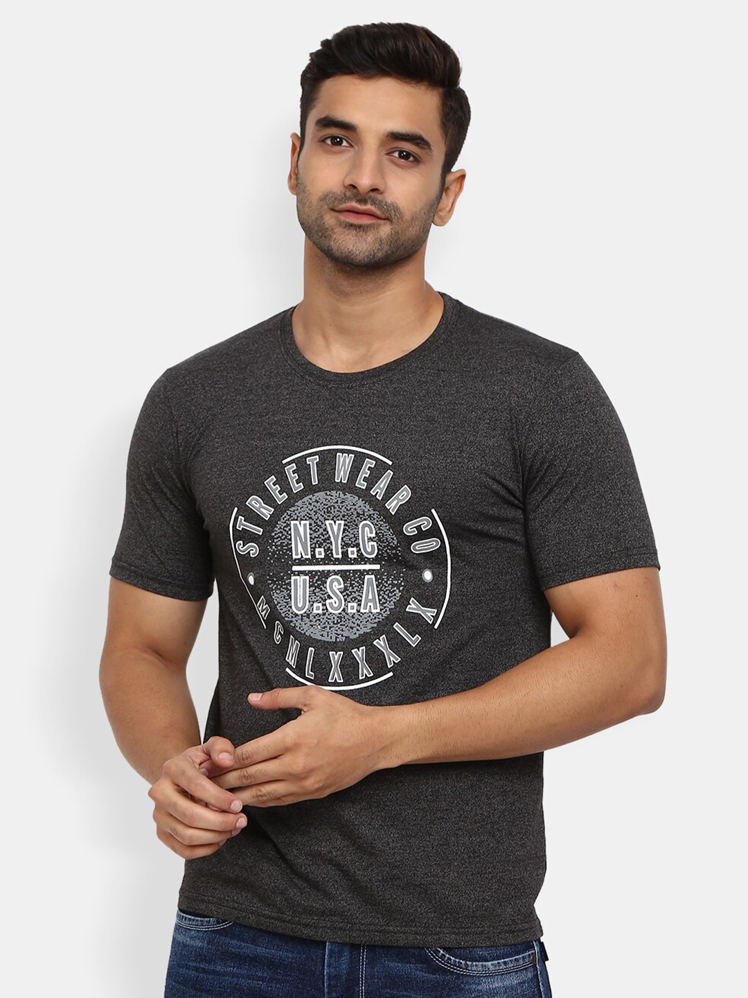 V-Mart Men Charcoal Printed Slim Fit Cotton T-shirt