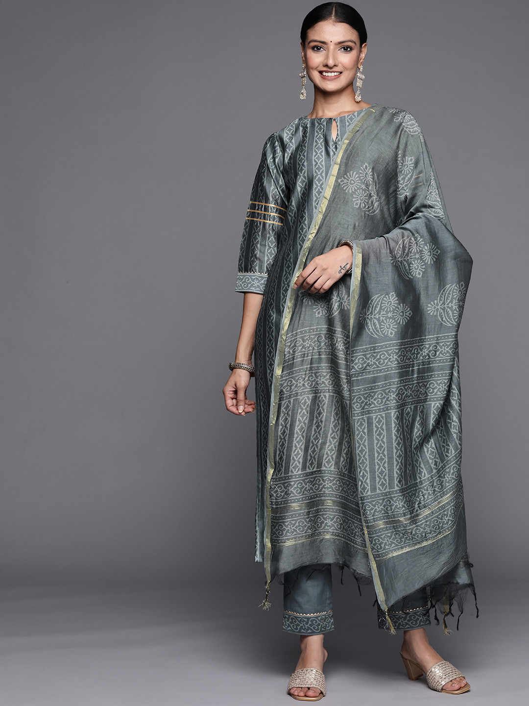 

Libas Women Grey Printed Gotta Patti Kurta with Trousers & Dupatta