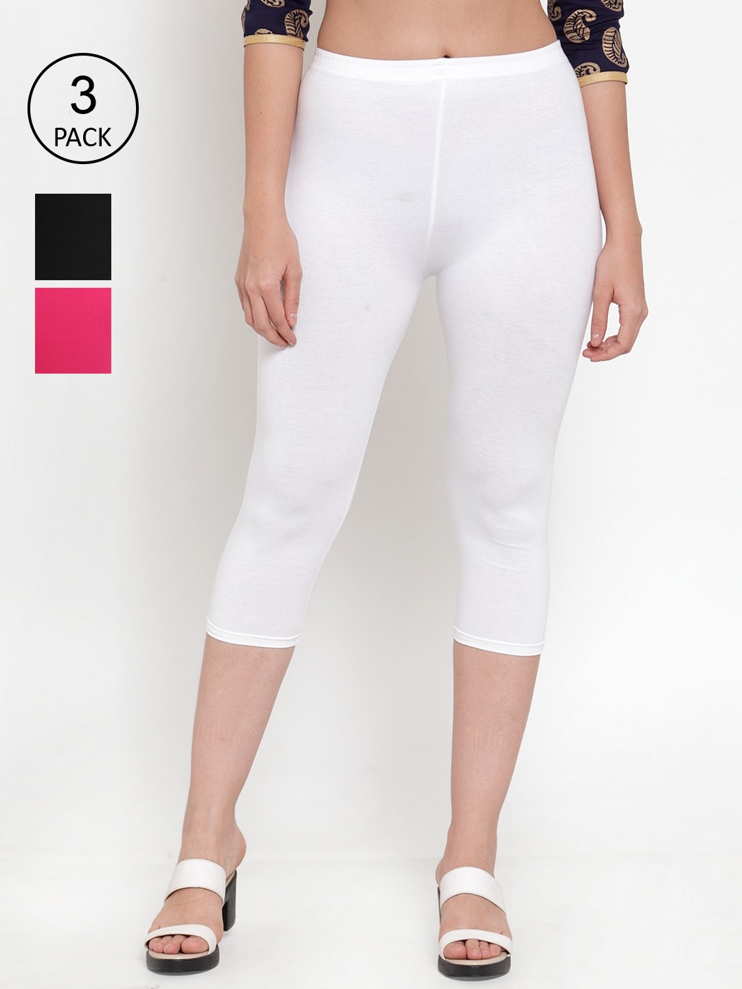 

Jinfo Women Pack of 3 Black & Pink Solid Capris