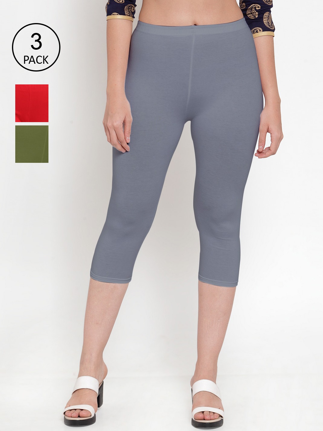 

Jinfo Pack of 3 Women Red & Green Solid Cotton Capris