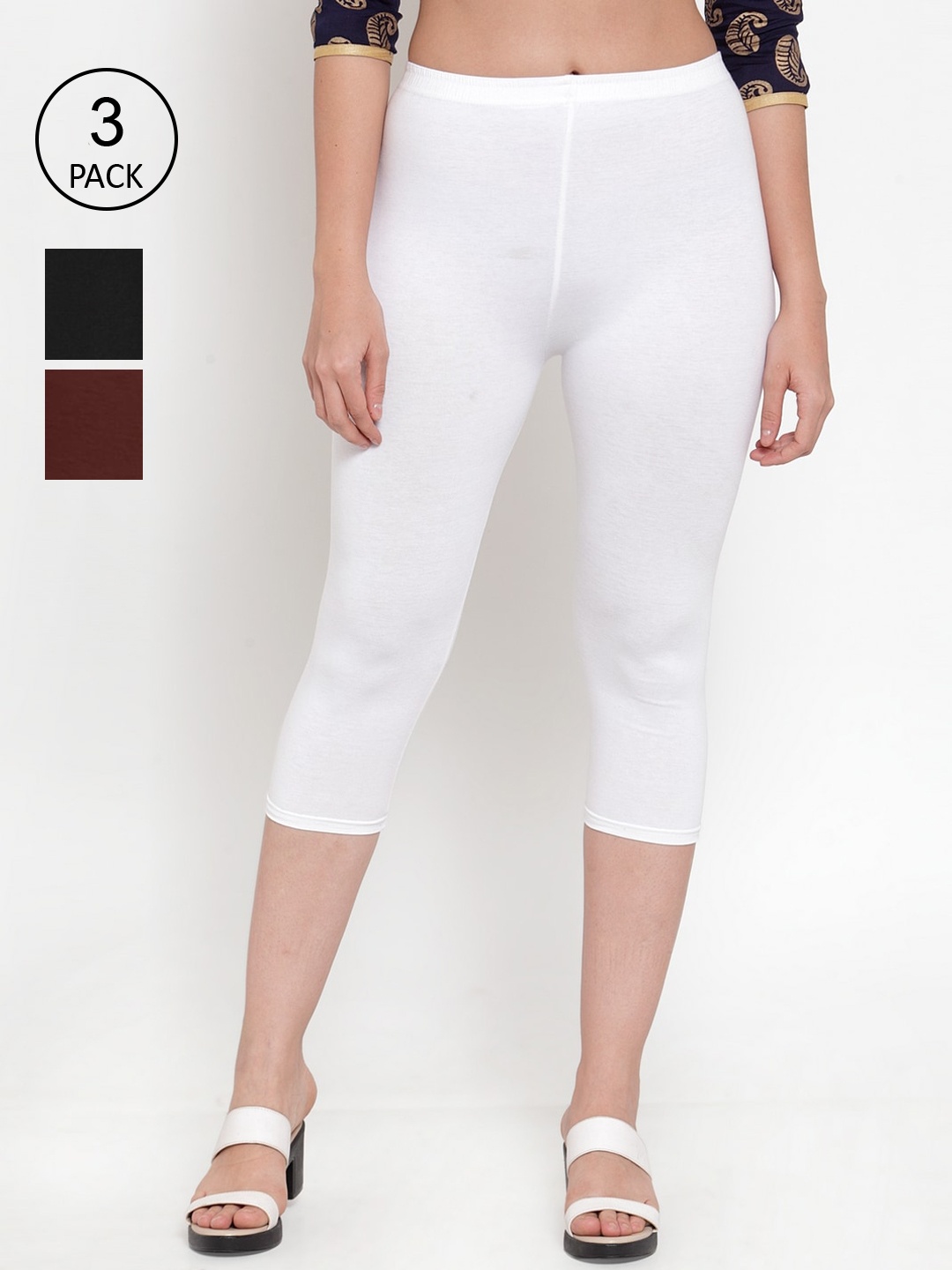 

Jinfo Women Black & White Capris