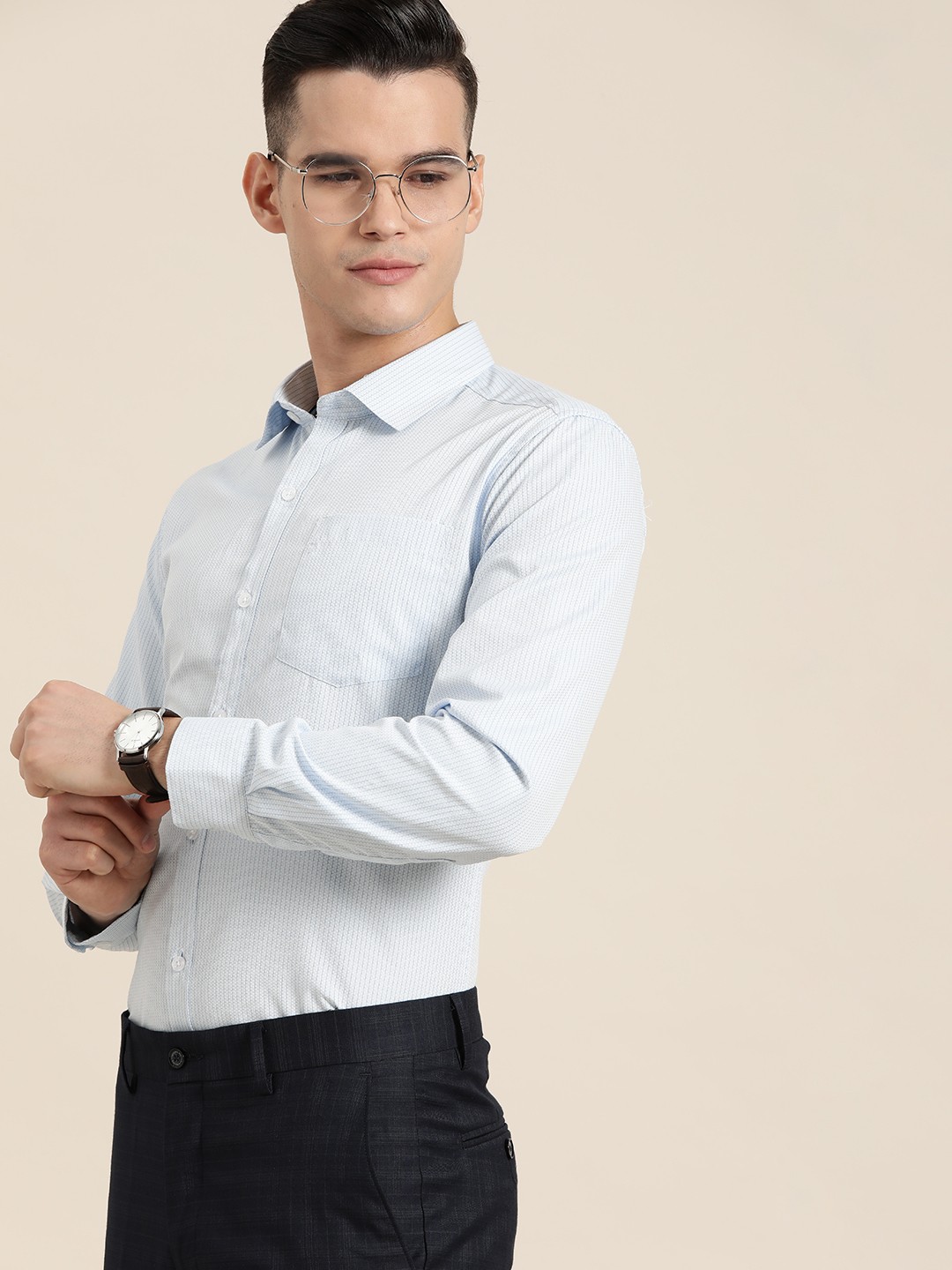 

INVICTUS Men Slim Fit Striped Formal Shirt, White