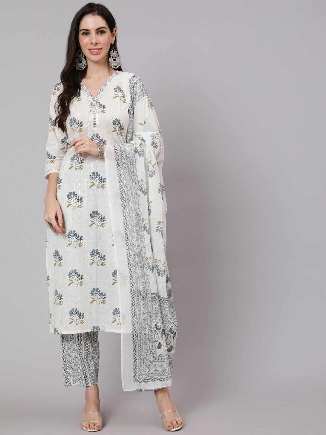 

THE NKS PLUS Women White Floral Printed Pure Cotton Kurti with Salwar