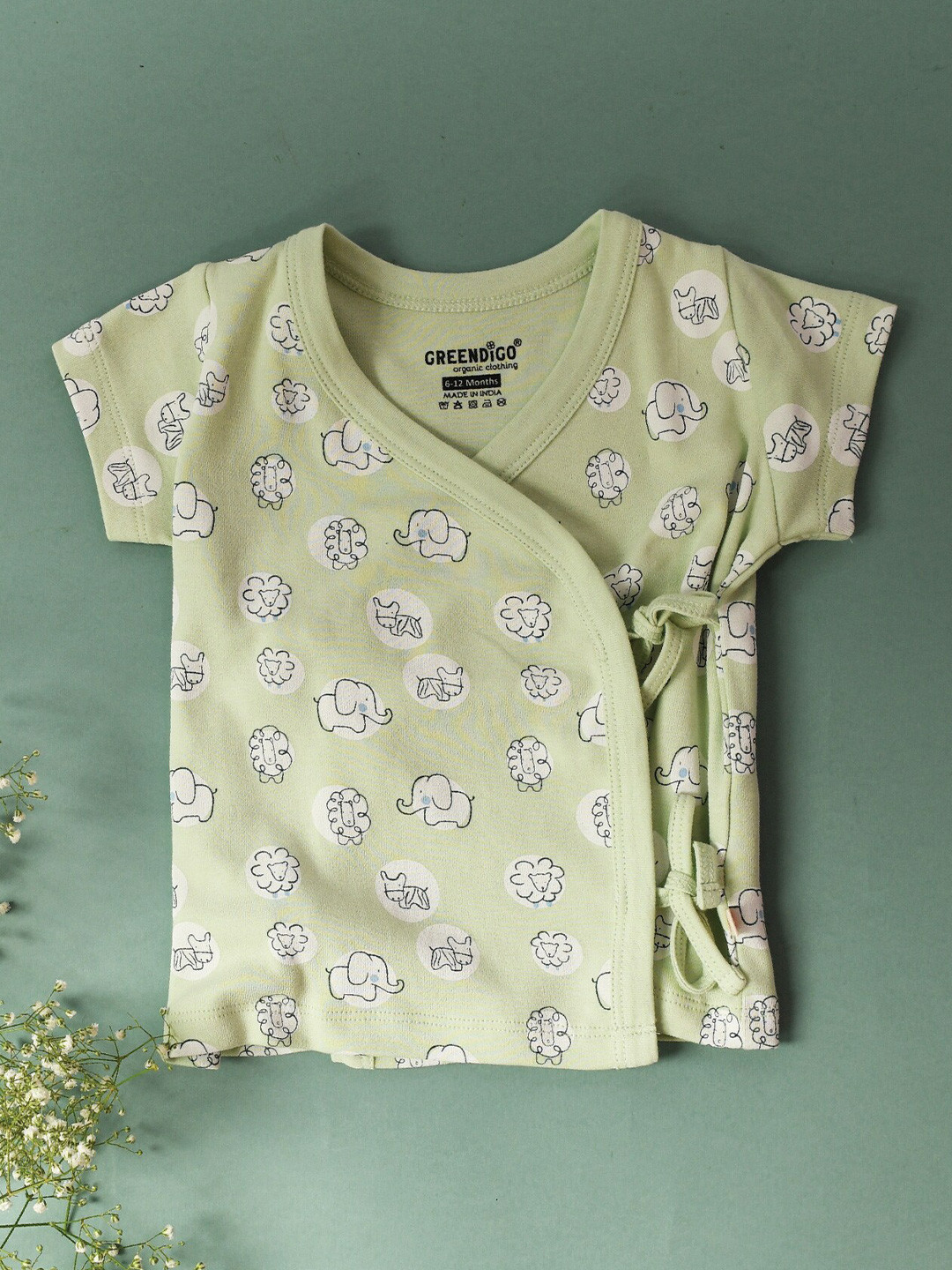 

GREENDIGO Girls Green Printed V-Neck Organic Cotton T-shirt