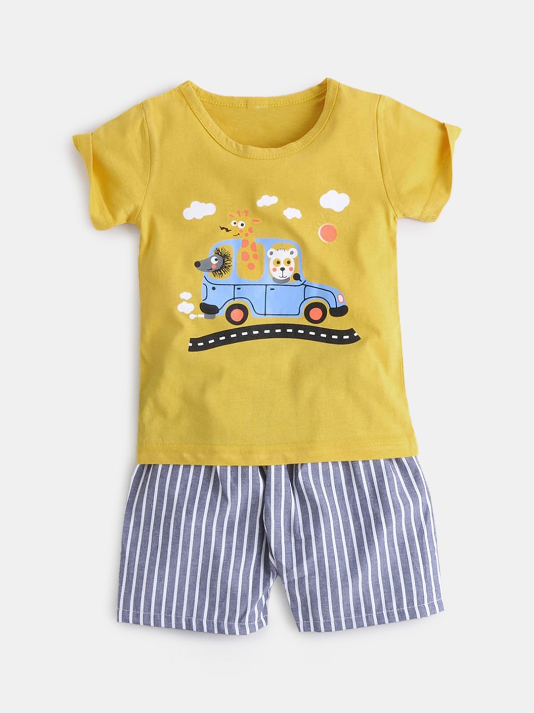 

Hopscotch Boys Pure cotton Yellow & Grey Printed T-shirt with Shorts