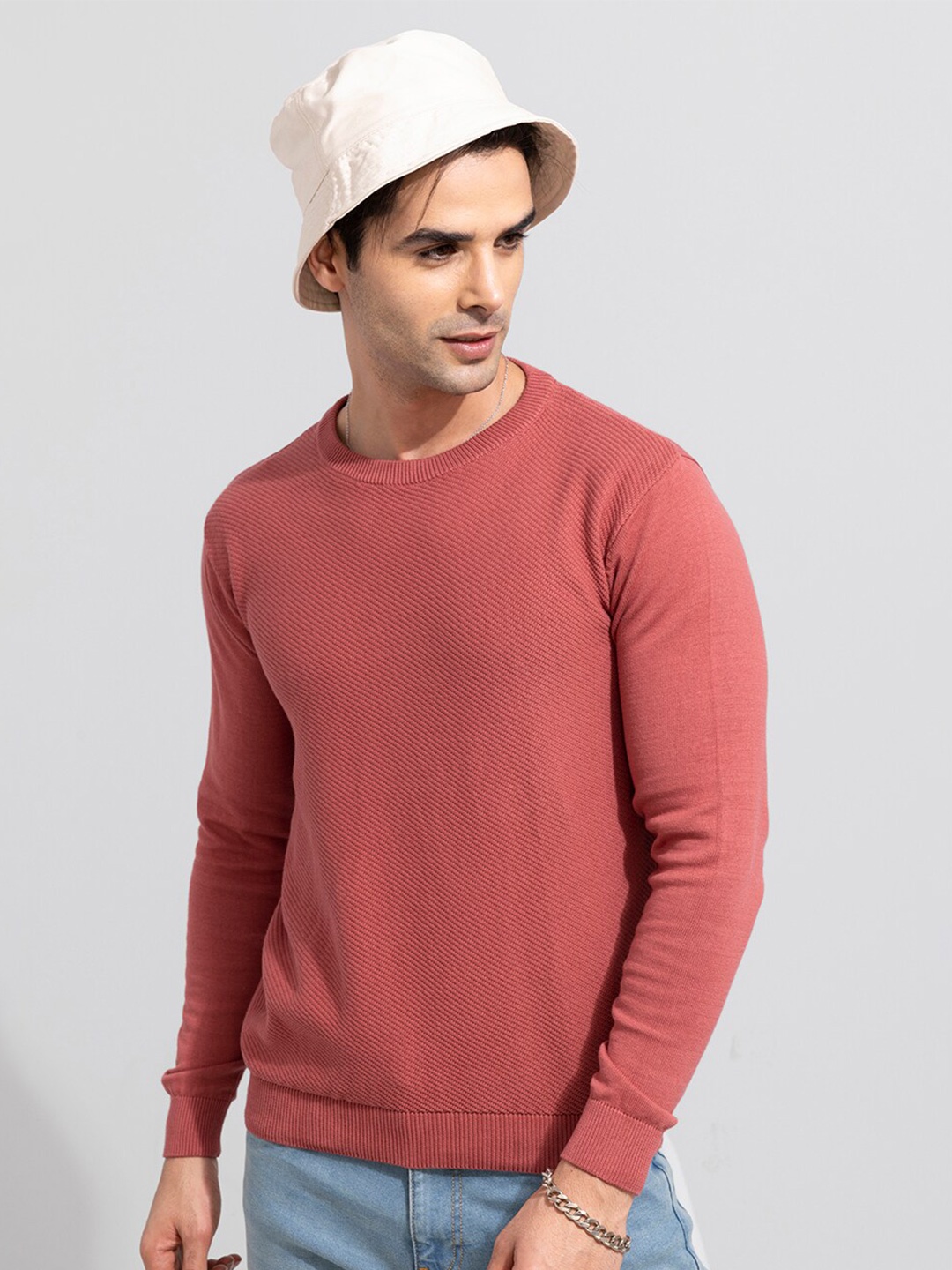 

Snitch Men Solid Red Pullover