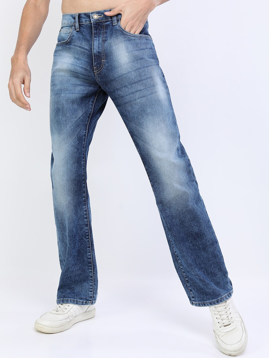 

HIGHLANDER Men Blue Bootcut Clean look Heavy Fade Stretchable Jeans