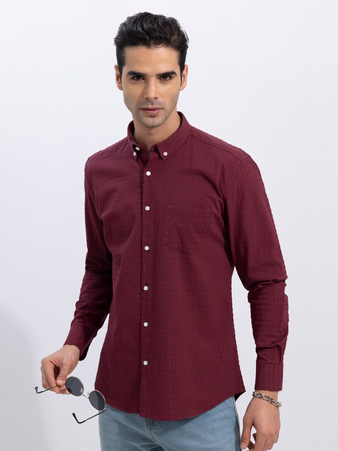 

Snitch Men Maroon Slim Fit Casual Cotton Shirt