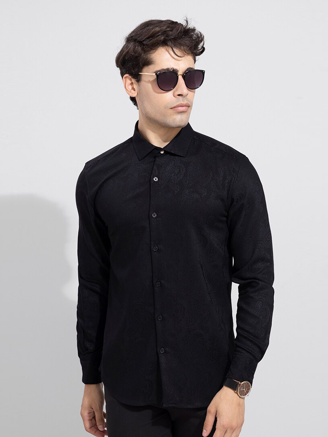 

Snitch Men Black Slim Fit Casual Shirt