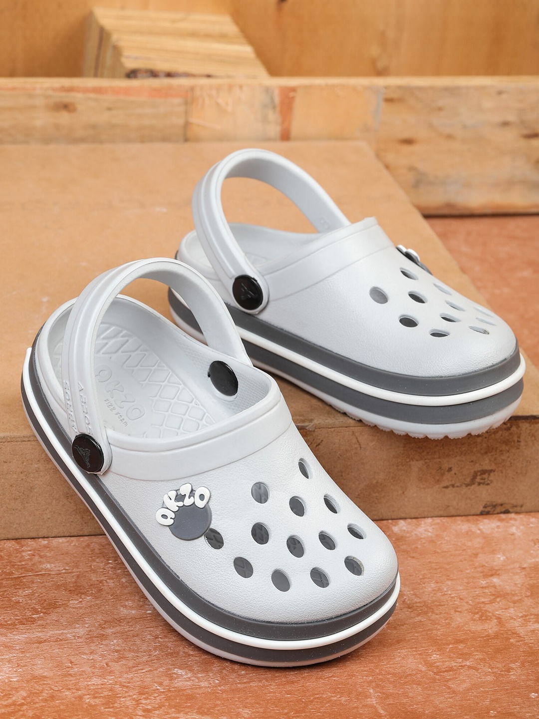 

ABROS Unisex Kids Grey & White Rubber Clogs