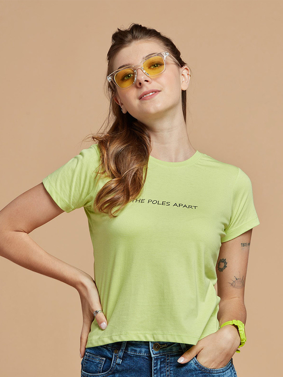 

DressBerry Women Green Typography Printed Slim Fit T-shirt