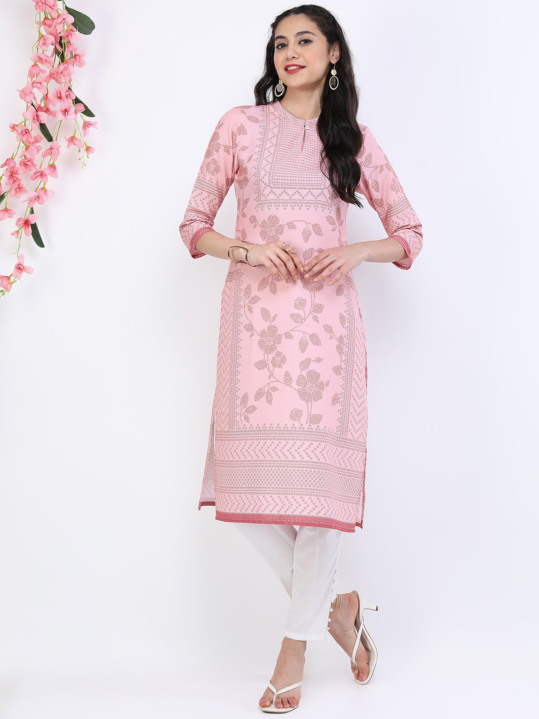 

Vishudh Women Pink Floral Printed Kurta