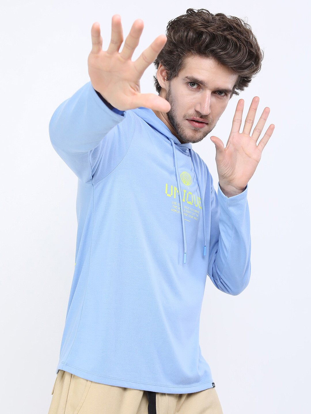 

KETCH Men Blue Typography Printed Hooded Slim Fit T-shirt
