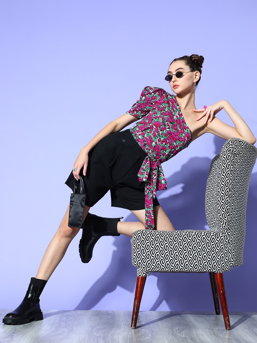 

Berrylush Purple Floral Twist & Knot Top