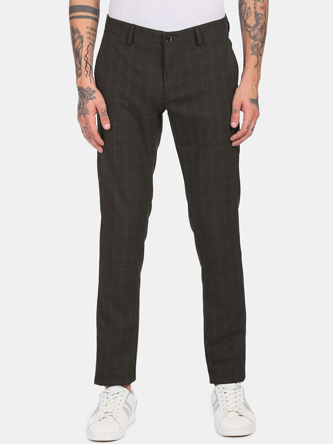 

Arrow Sport Men Brown Checked Trousers
