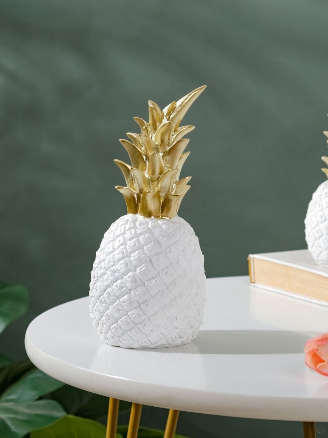 Nestasia Gold-Toned & White Pineapple Dcor Showpiece