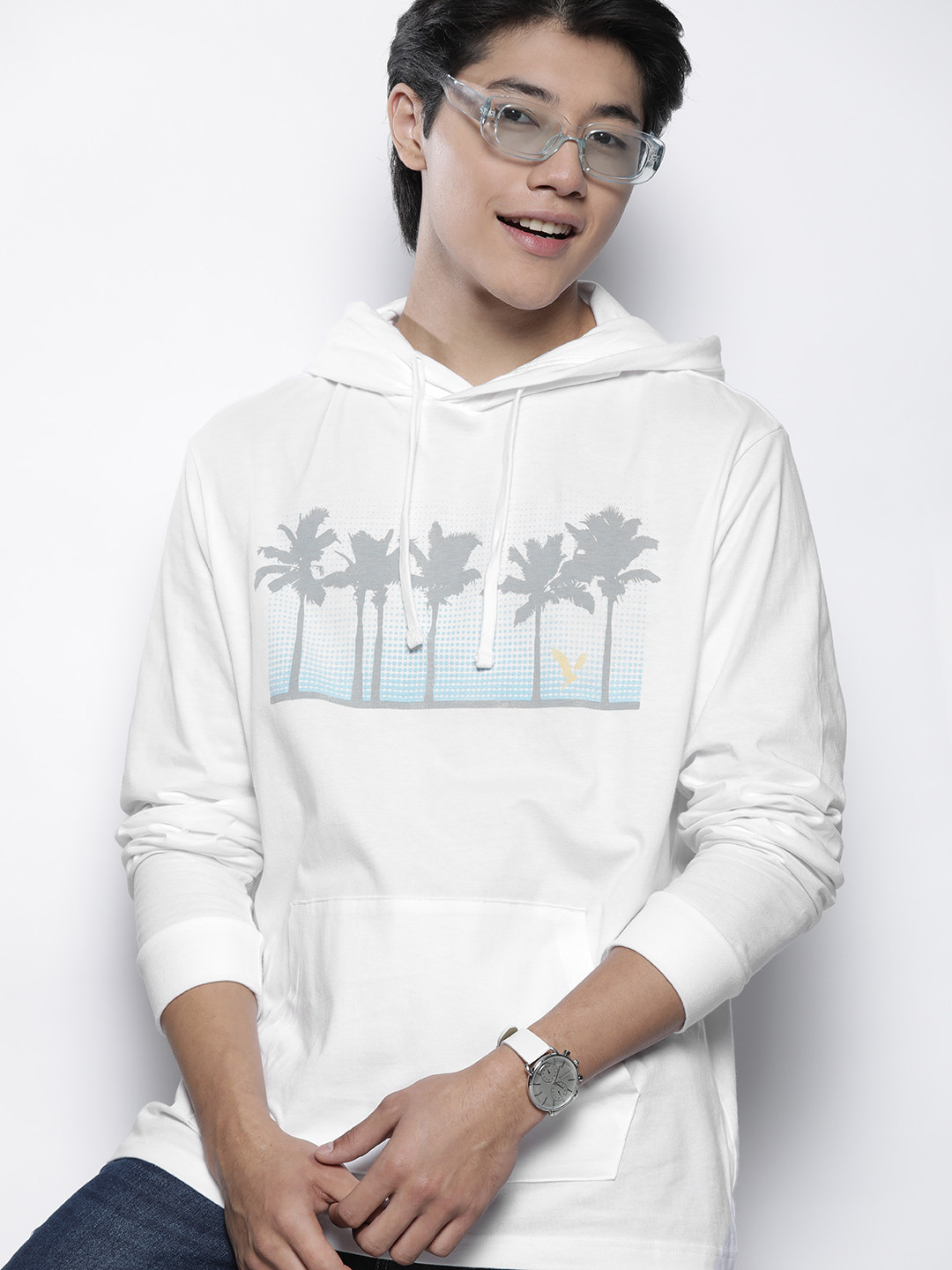 

AMERICAN EAGLE OUTFITTERS Men White & Blue Pure Cotton Tropical Print Hooded T-shirt