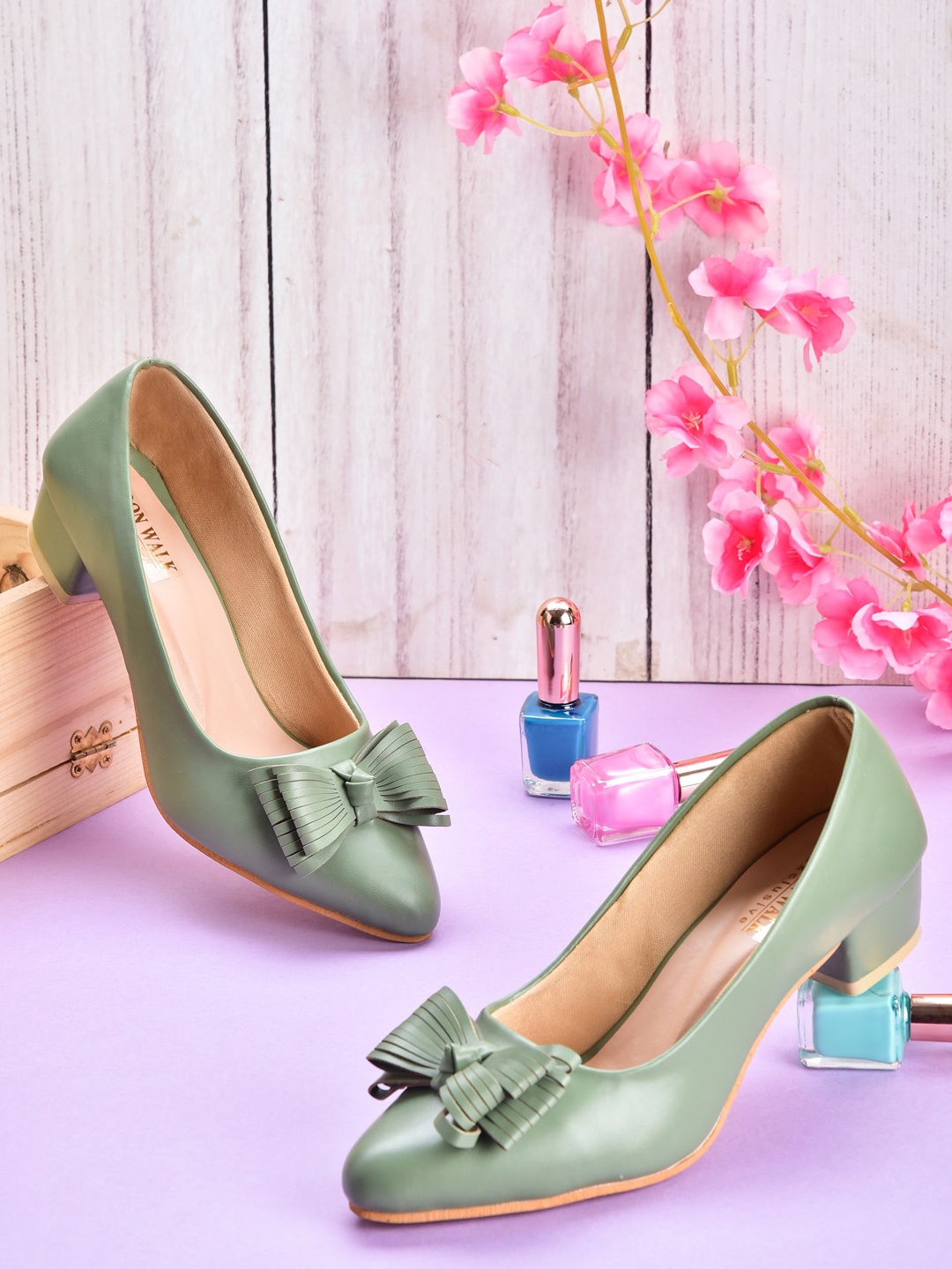 

Moonwalk Women Sea Green Block Pumps with Bows