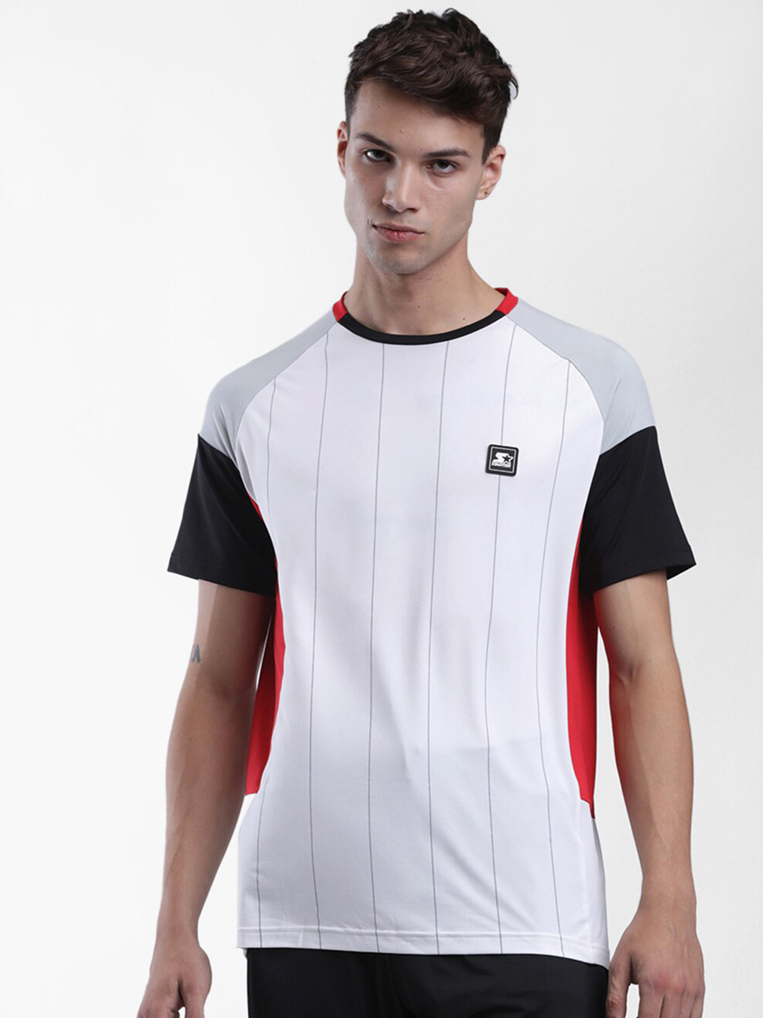 

STARTER Men White & Red Colourblocked T-shirt