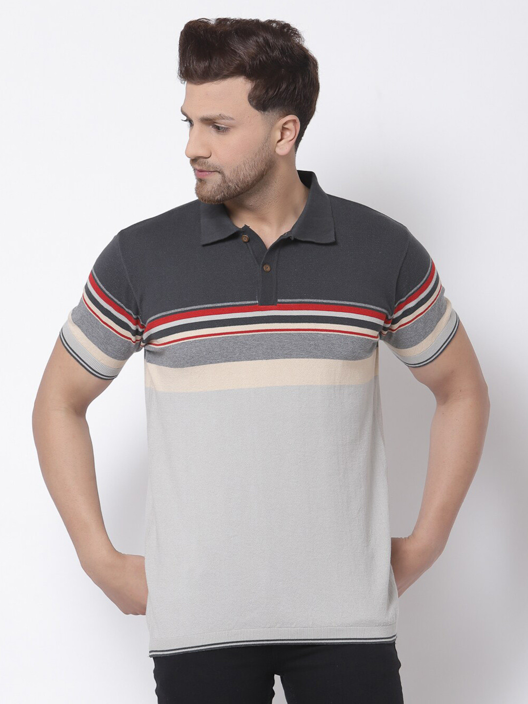 

Kalt Men Grey Colourblocked Polo Collar T-shirt