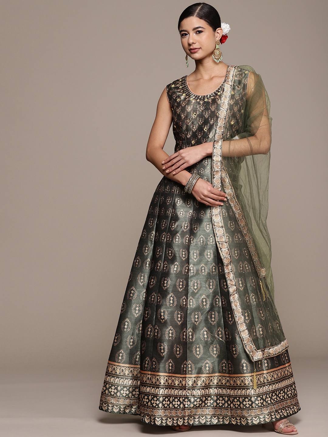 

SAARYA Woman Ethnic Motifs Ethnic Maxi Dress, Olive