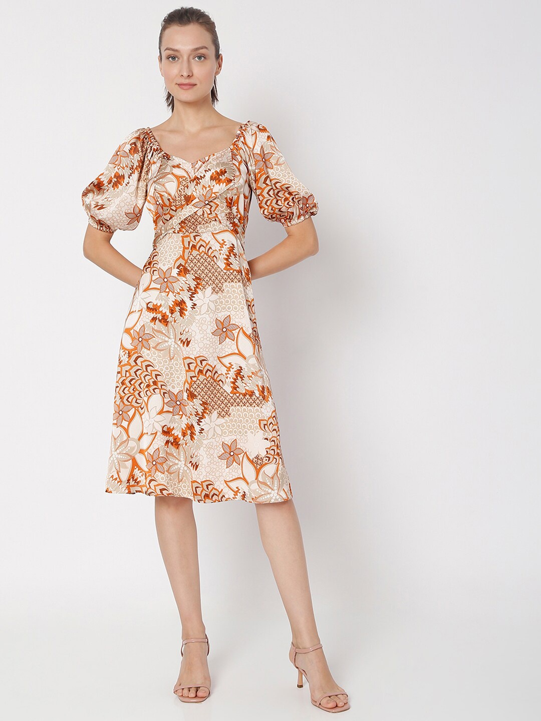 

Vero Moda Off White Floral A-Line Dress