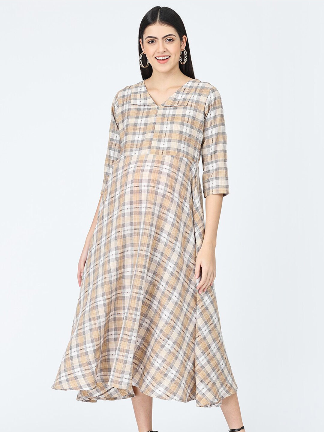 

The Mom Store Women Beige Checked Maternity A-Line Midi Dress