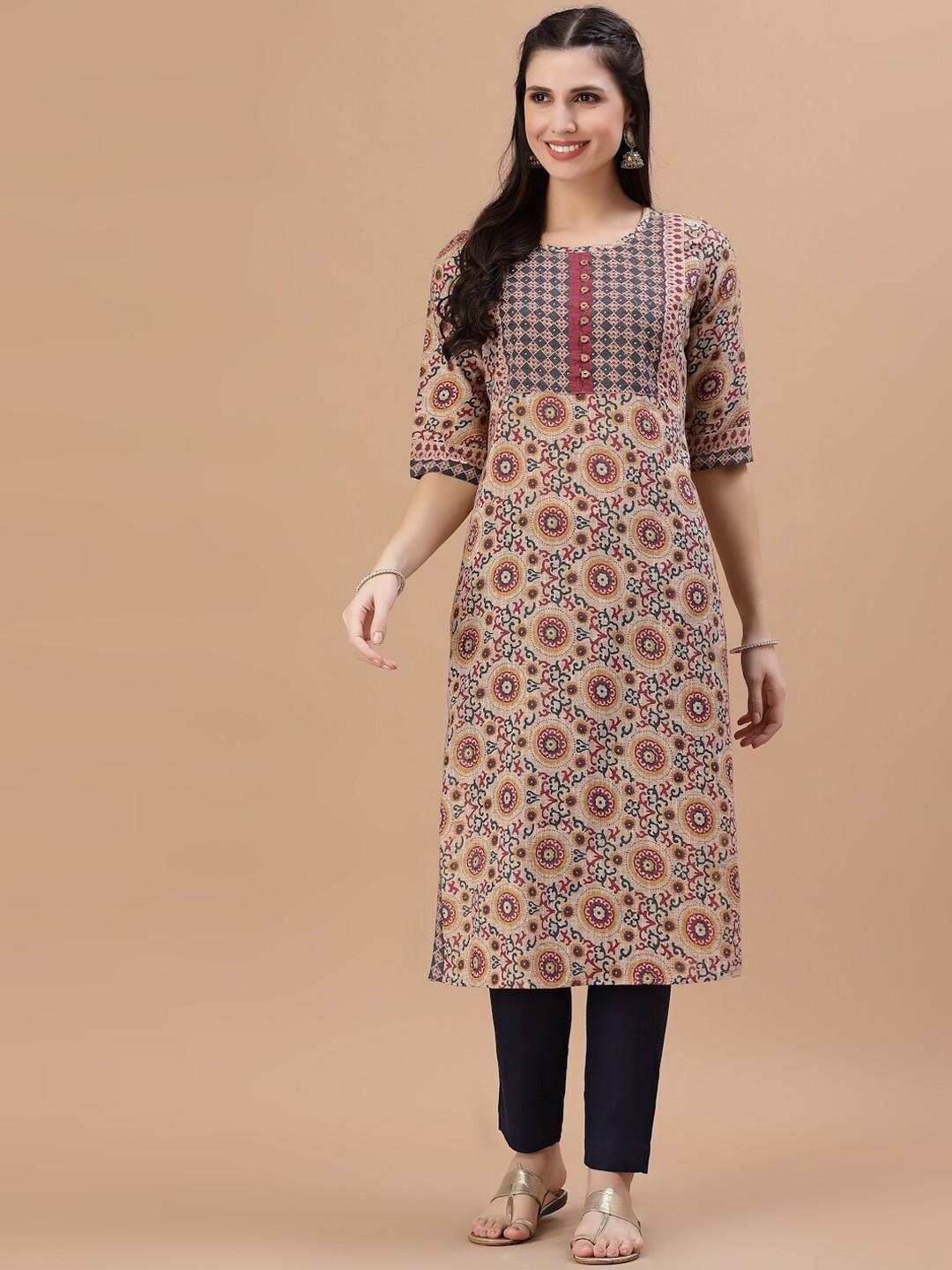 

Smiro Women Beige & Red Printed Round Neck Linen Kurta