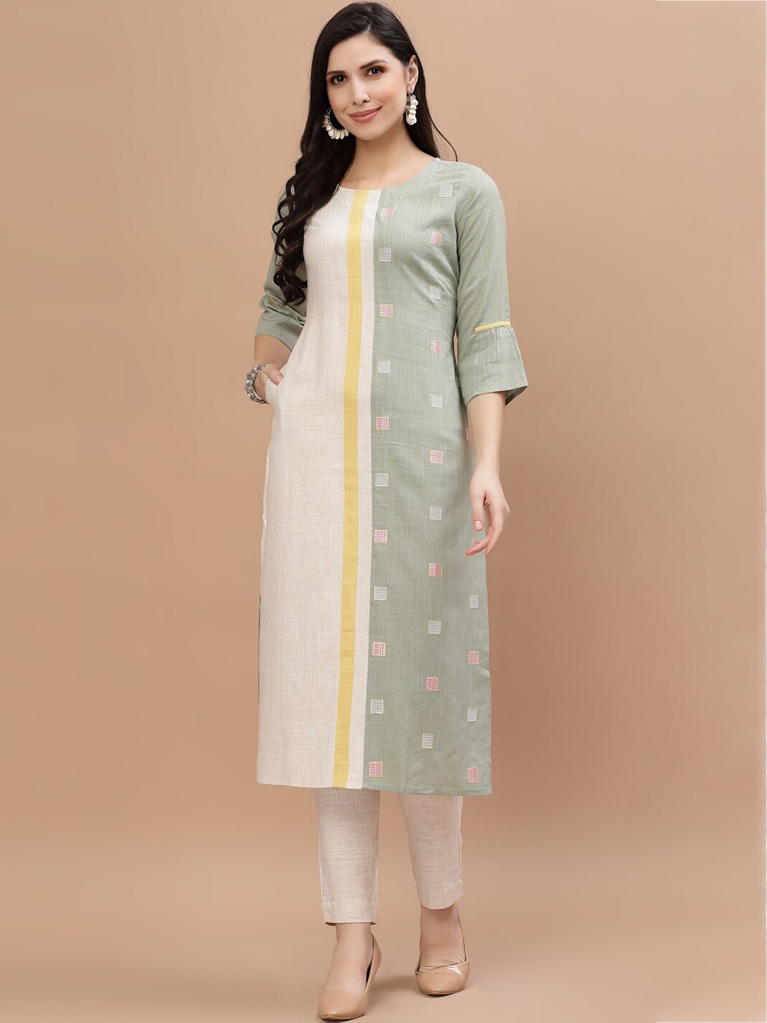 

Smiro Women Green & Off White Ethnic Motifs Printed Bell Sleeves Thread Work Kurta