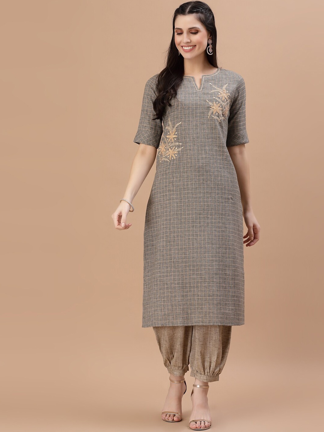 

Smiro Women Grey Embroidered Cotton Kurta